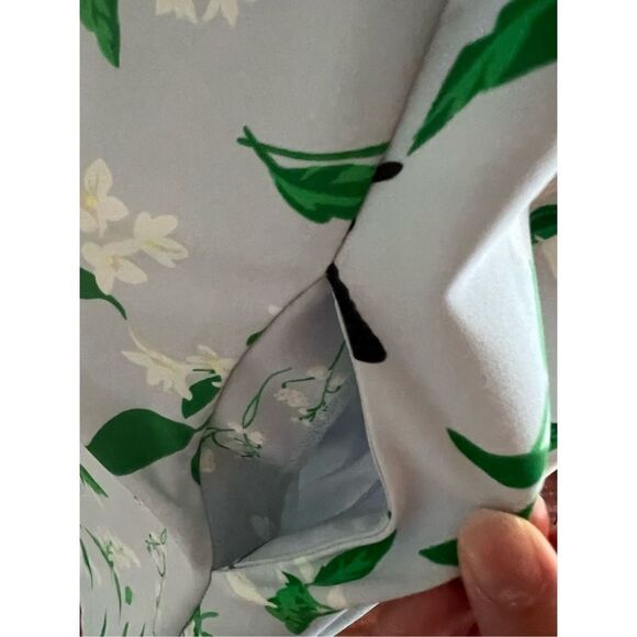 NWOT ANN TAYLOR Floral Flutter Sleeve Dress size 4 - Picture 4 of 9